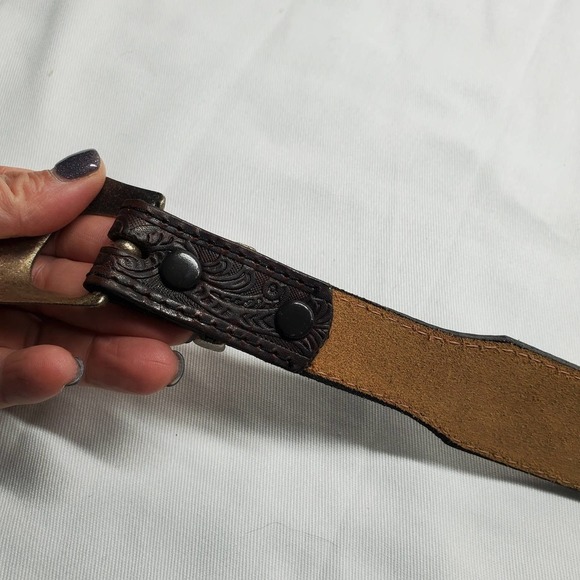 Leather Tooled Cowhide Belt Size 44 Brown With Silver Buckle MAde in The USA - Picture 8 of 11